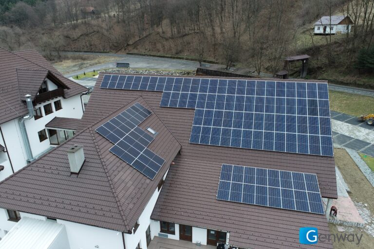 Sistem fotovoltaic 60kW instalat de Genway pe acoperis hotel