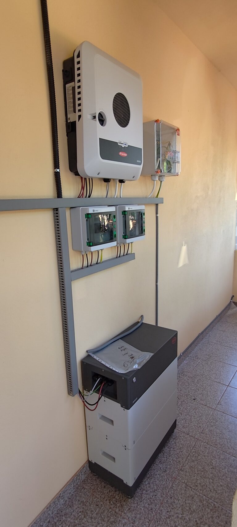 Sistem de stocare Casa Verde 2026 pentru prosumatori, instalat de Genway