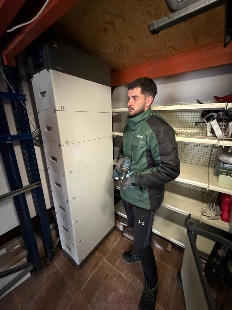 Sistem de stocare a energiei pentru Casa Verde 2026 – lucrare Genway