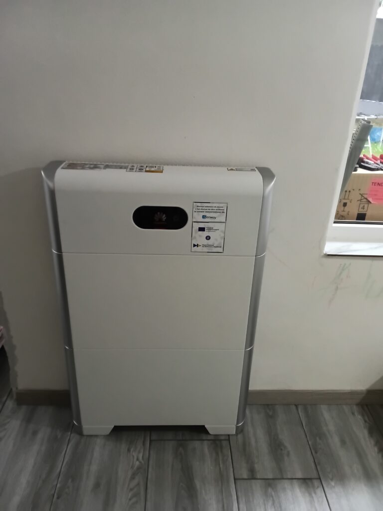 Acumulator Huawei montat de Genway